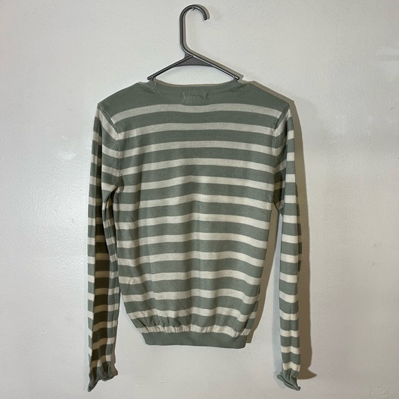 H&M Soft Striped Sweatshirt - Picture 3 of 5